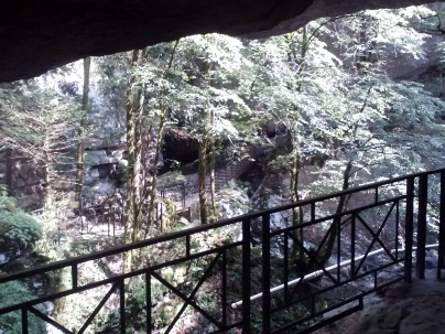 Pradis caves 8