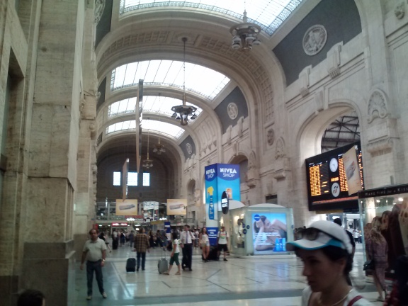Milano train station 1