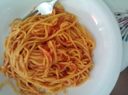 Spaghetti al pomodoro, your classic Italian spaghetti